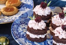 Chocolate-Cherry Mini Cakes