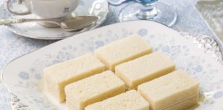 blue cheese and turkey tea sandwich