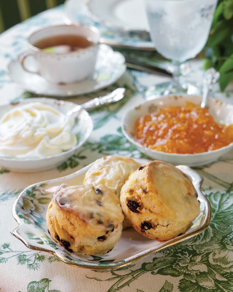 mandarin and currant scones