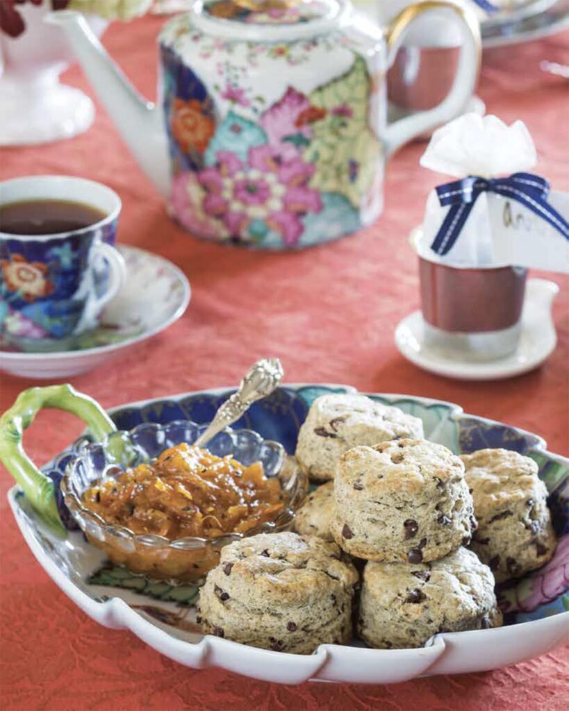 chocolate-chai scones