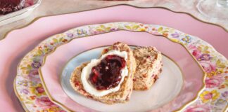 Raspberry-Spelt Scones
