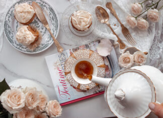 Bakerlita Bloomery's Carrot Cake–Coconut Cupcakes