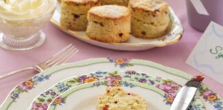 Lemon-Strawberry Scones