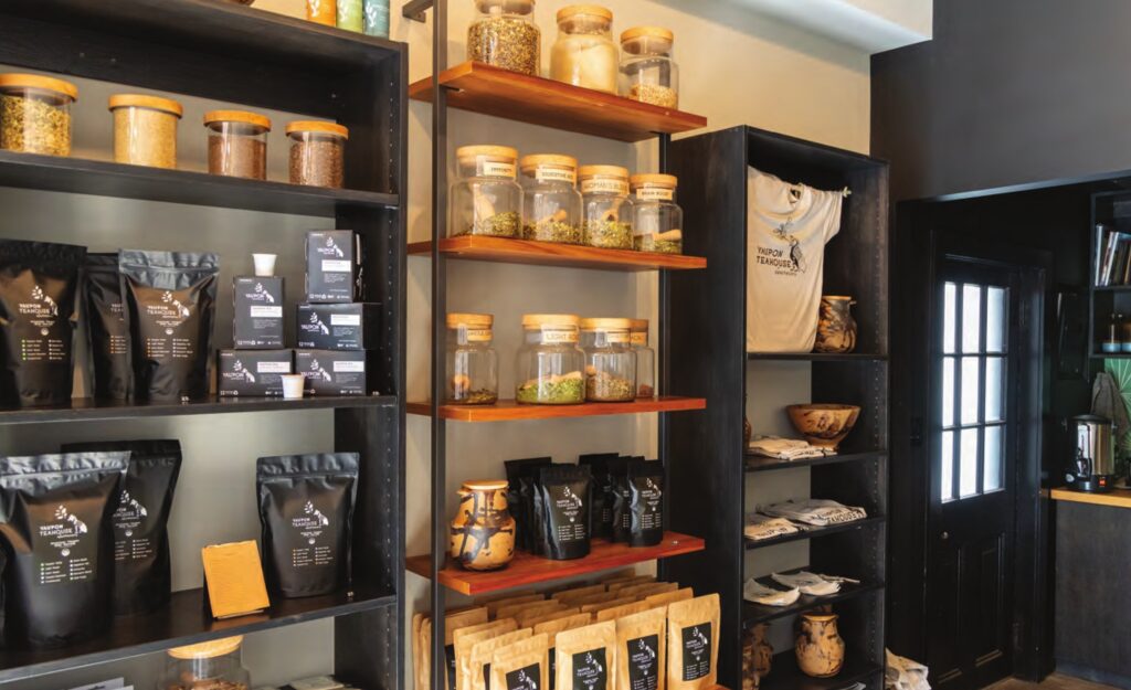 Sipping Tea in Savannah